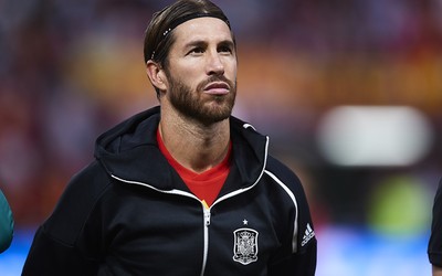 龙珠电竞-丹麦队庆祝动作有创意